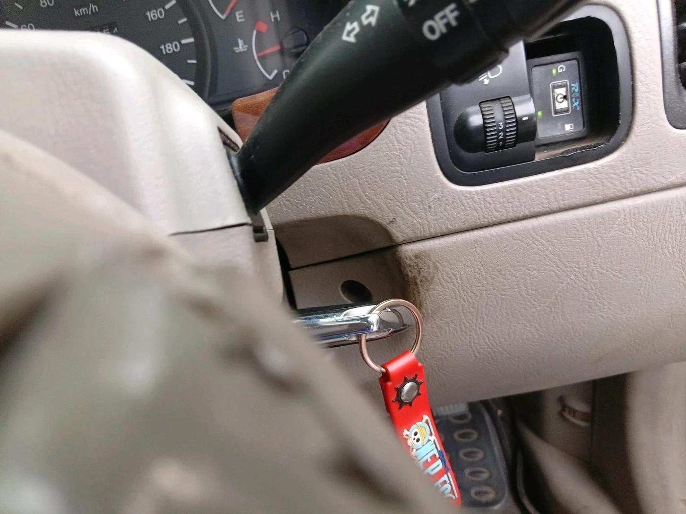 2011 Hyundai Accent GLE, CNG, Manual, 1,54,454 km, interior