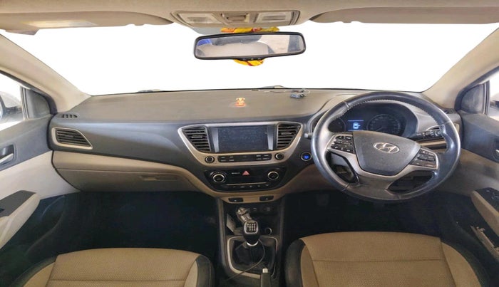 2018 Hyundai Verna 1.6 VTVT SX O, CNG, Manual, 1,25,450 km, interior