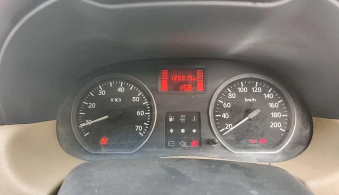 2014 Nissan Terrano XL D PLUS, Diesel, Manual, 1,26,915 km, interior