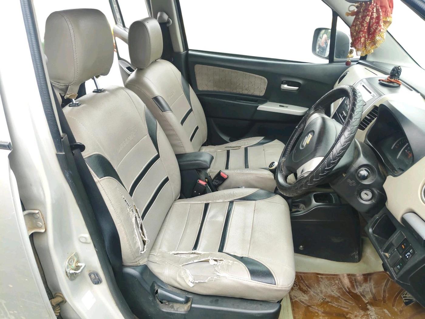 2015 Maruti Wagon R 1.0 VXI, CNG, Manual, 1,29,135 km, interior