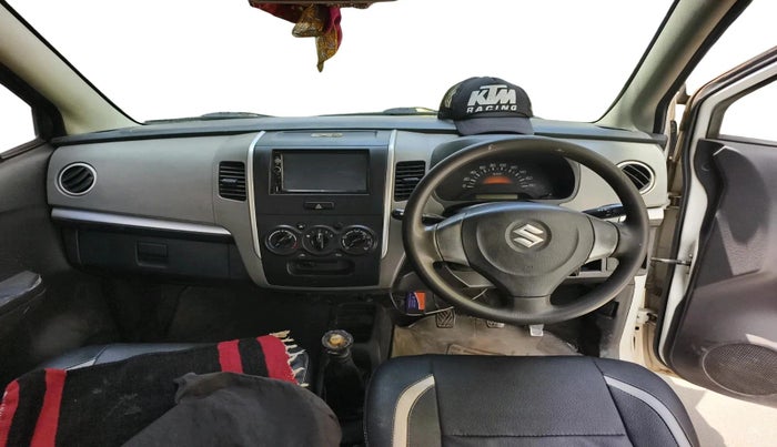 2011 Maruti Wagon R 1.0 LXI, CNG, Manual, 1,31,068 km, interior