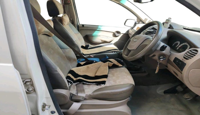 2011 Mahindra Xylo E4 BS-III, Diesel, Manual, 86,799 km, interior