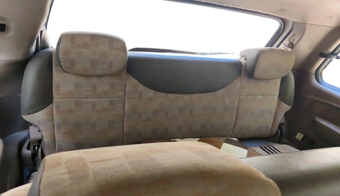 2011 Mahindra Xylo E4 BS-III, Diesel, Manual, 86,799 km, interior