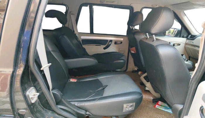 2022 Mahindra Scorpio S11 2WD, Diesel, Manual, 1,00,469 km, interior