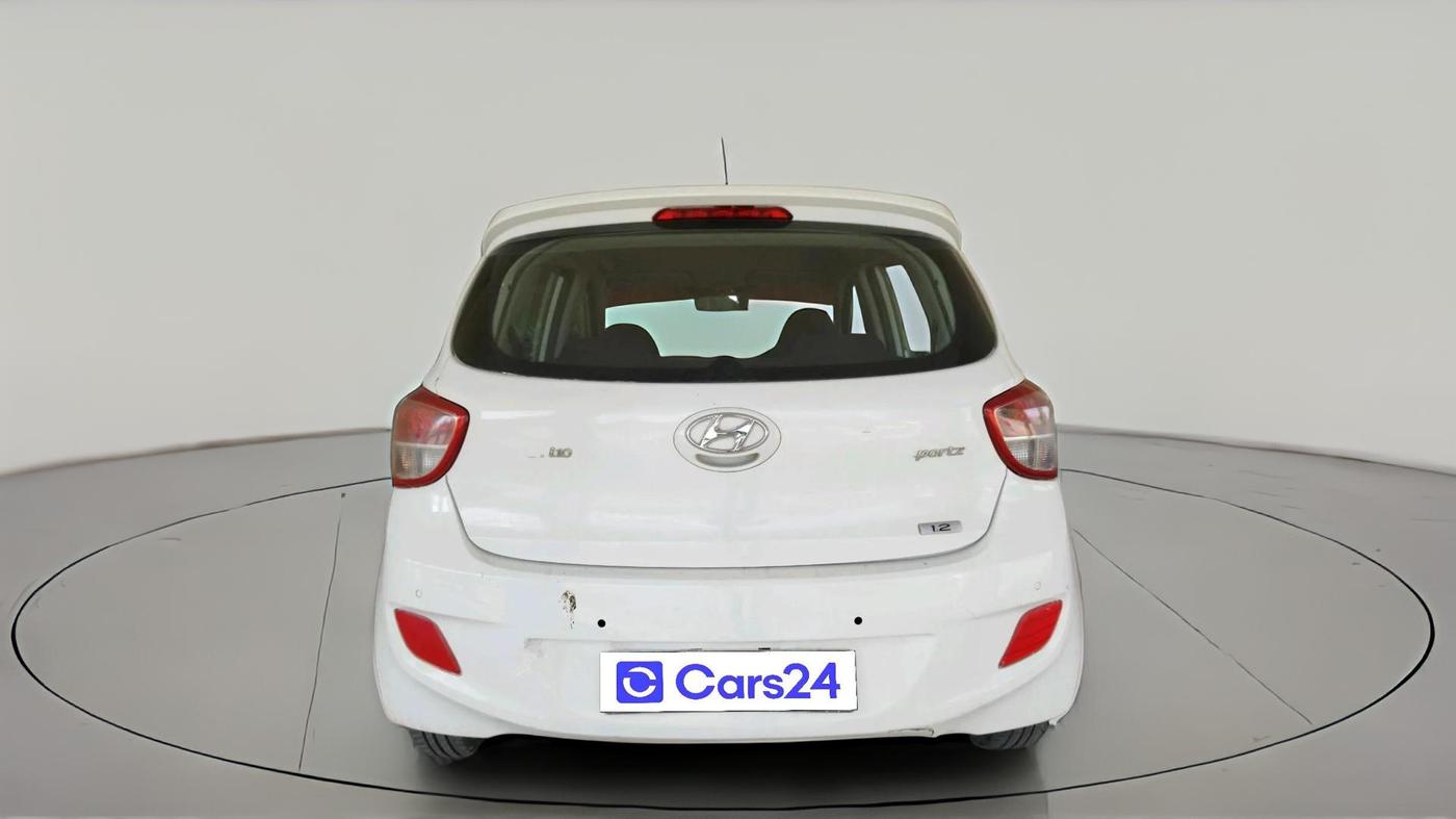 2016 Hyundai Grand i10 SPORTZ 1.2 KAPPA VTVT, Petrol, Manual, 1,10,888 km, exterior
