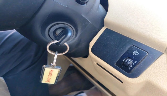 2011 Chevrolet Spark LT 1.0, Petrol, Manual, 61,508 km, interior