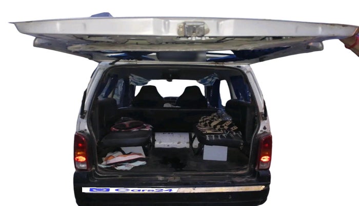 2012 Maruti Eeco 5 STR, CNG, Manual, 1,35,862 km, exterior