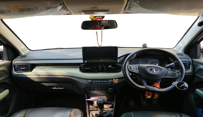 2022 Tata PUNCH ADVENTURE MT, Petrol, Manual, 12,837 km, interior