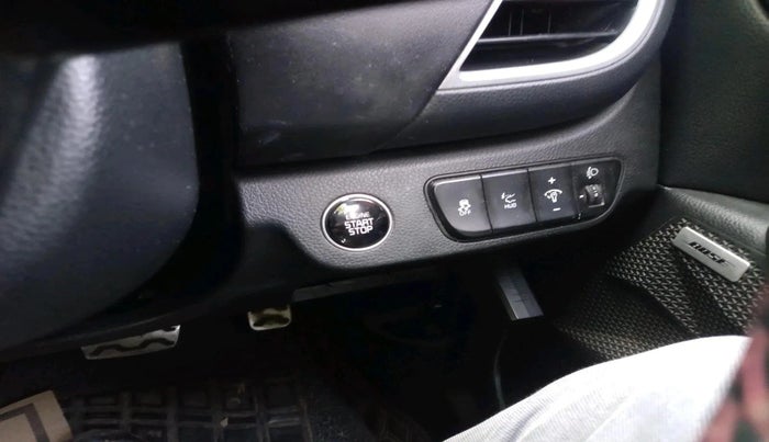 2021 KIA SELTOS GTX PLUS AT 1.5 DIESEL, Diesel, Automatic, 1,38,235 km, interior