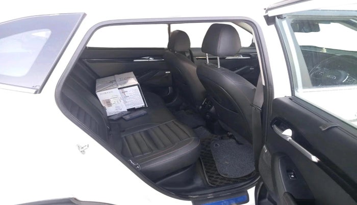 2021 KIA SELTOS GTX PLUS AT 1.5 DIESEL, Diesel, Automatic, 1,38,235 km, interior