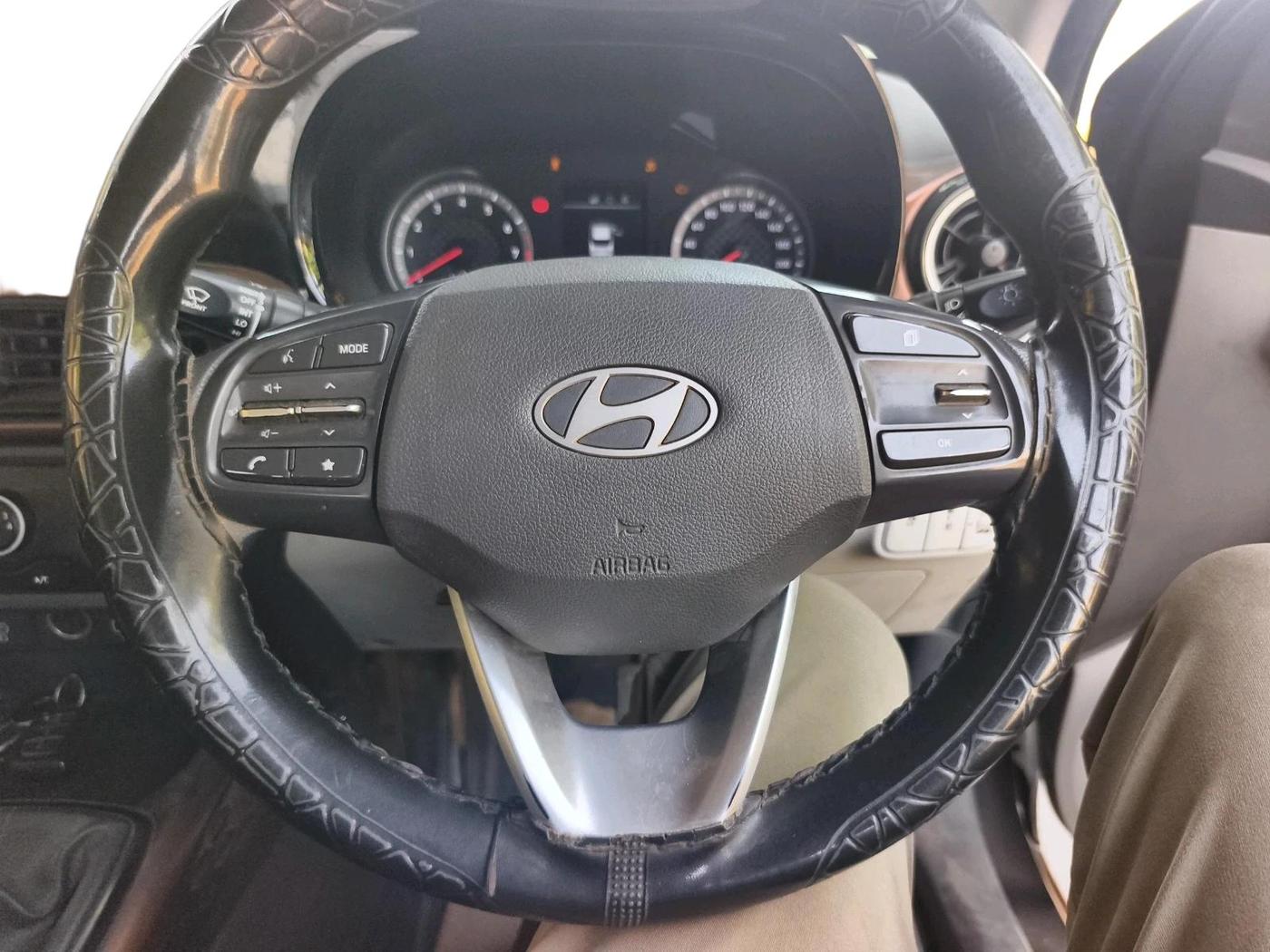 2023 Hyundai AURA SX 1.2 CNG, CNG, Manual, 74,671 km, interior