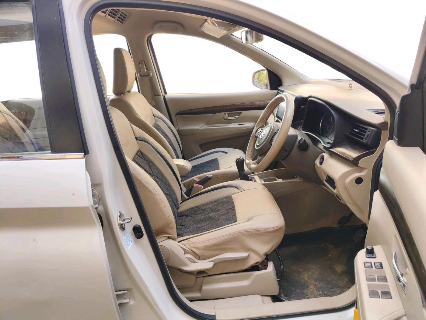 2020 Maruti Ertiga ZXI SHVS, Petrol, Manual, 60,300 km, interior