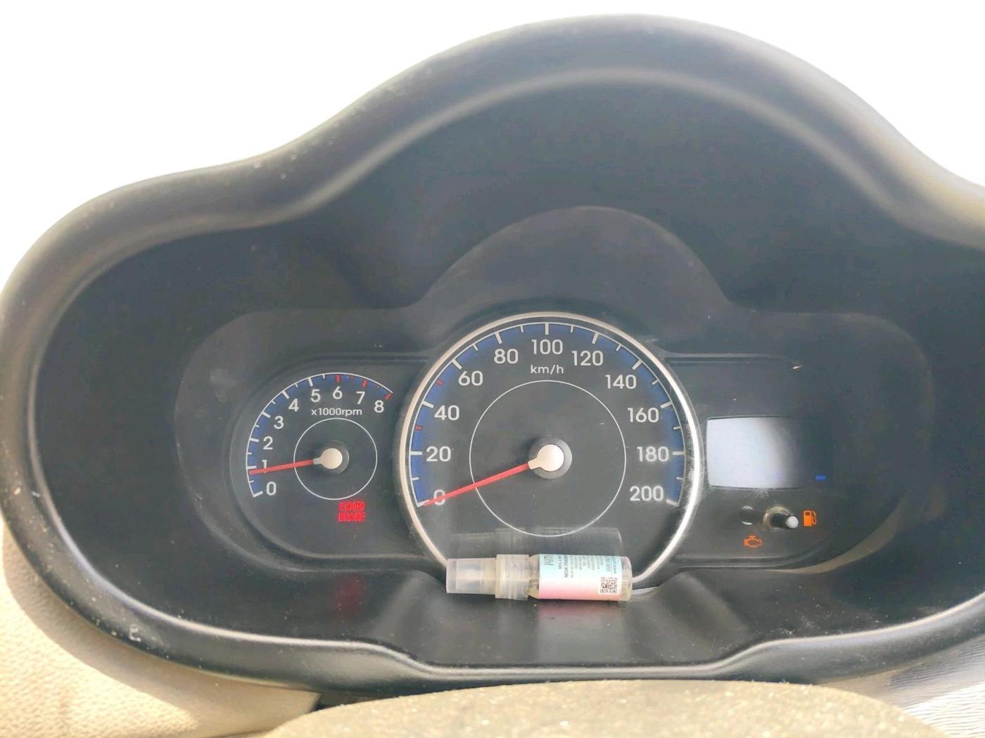 2015 Hyundai i10 SPORTZ 1.1, CNG, Manual, 73,653 km, interior