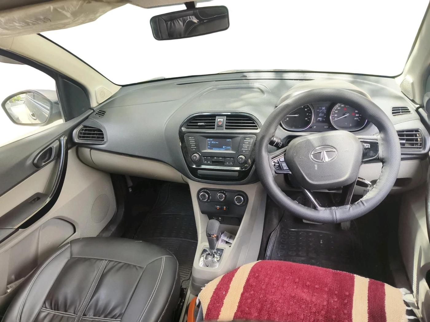 2019 Tata Tiago XZA PETROL, Petrol, Automatic, 1,24,133 km, interior