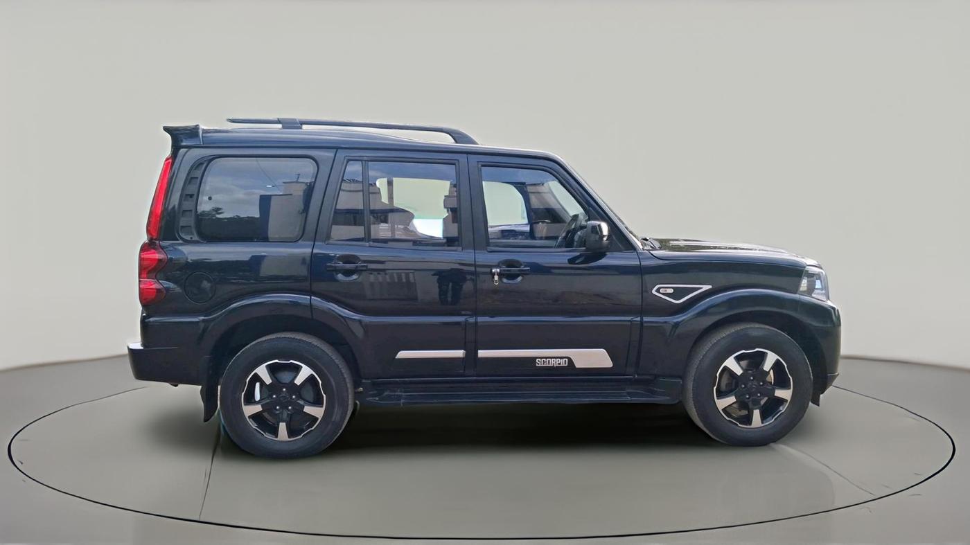 2023 Mahindra SCORPIO CLASSIC S11 7STR, Diesel, Manual, 48,957 km, exterior