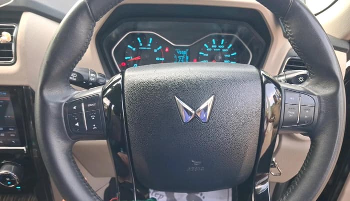 2023 Mahindra SCORPIO CLASSIC S11 7STR, Diesel, Manual, 48,957 km, interior