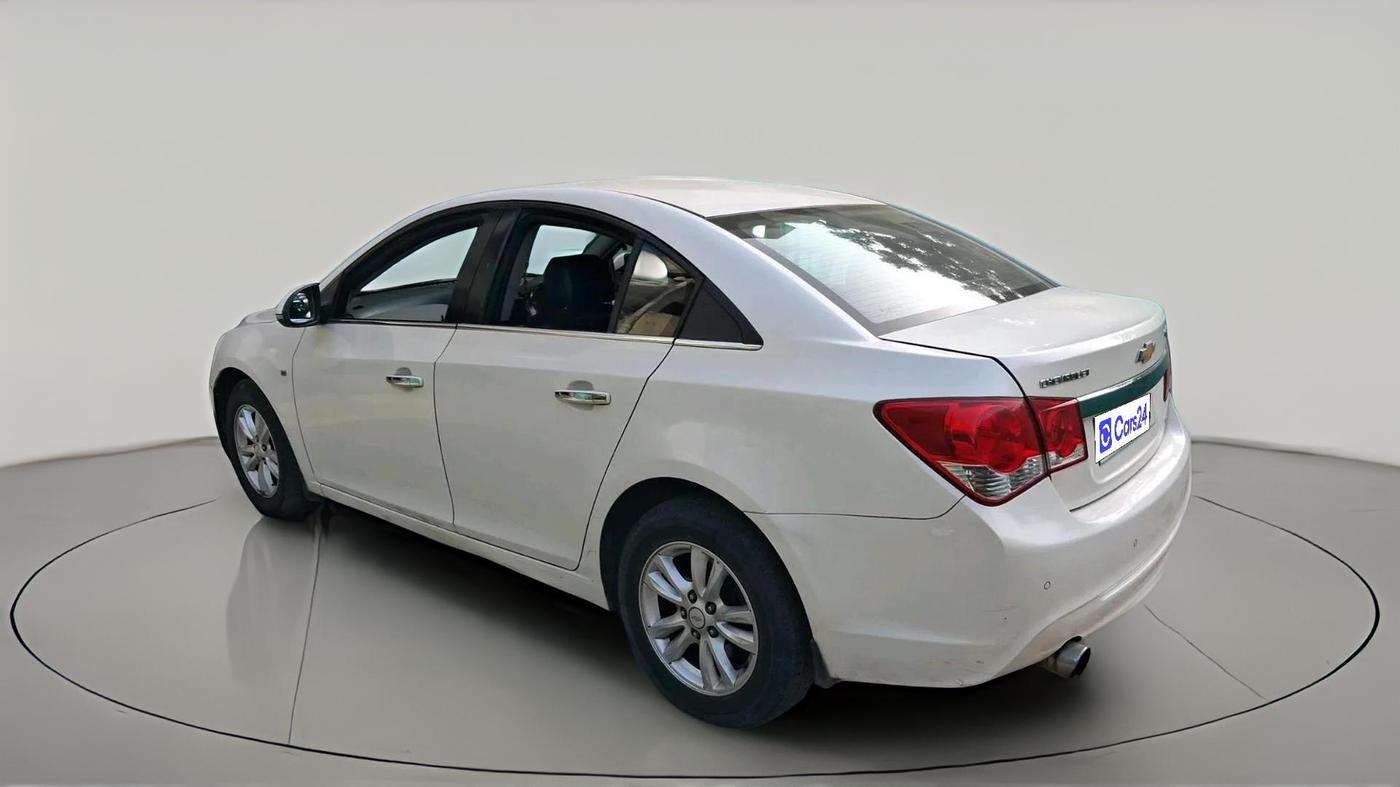 2014 Chevrolet Cruze LTZ, Diesel, Manual, 31,904 km, exterior