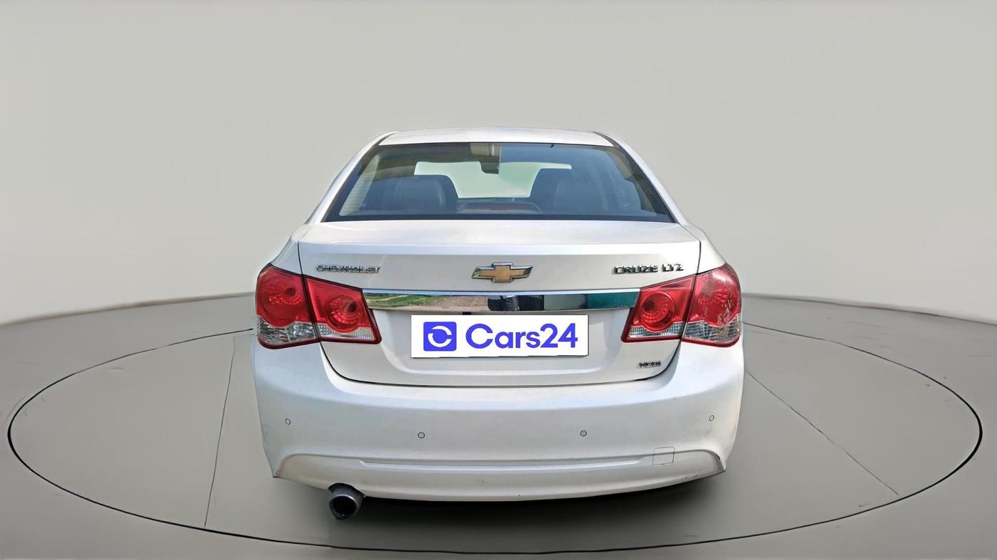 2014 Chevrolet Cruze LTZ, Diesel, Manual, 31,904 km, exterior