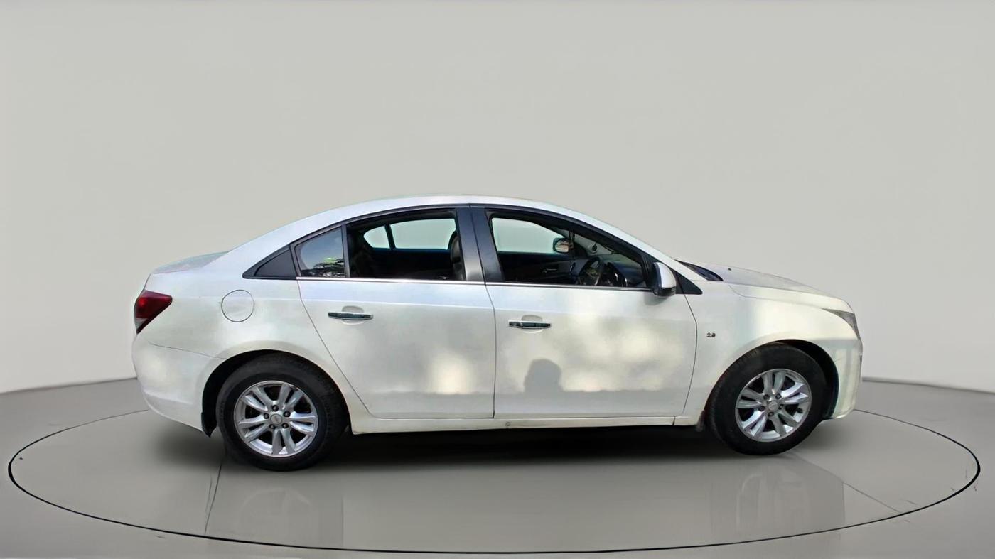 2014 Chevrolet Cruze LTZ, Diesel, Manual, 31,904 km, exterior