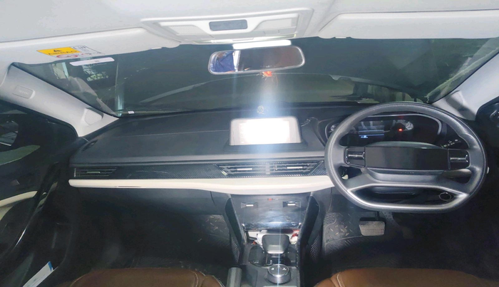 2025 Tata Curvv Pure Plus 1.2 Petrol 7DCA, CNG, Automatic, 17,186 km, interior