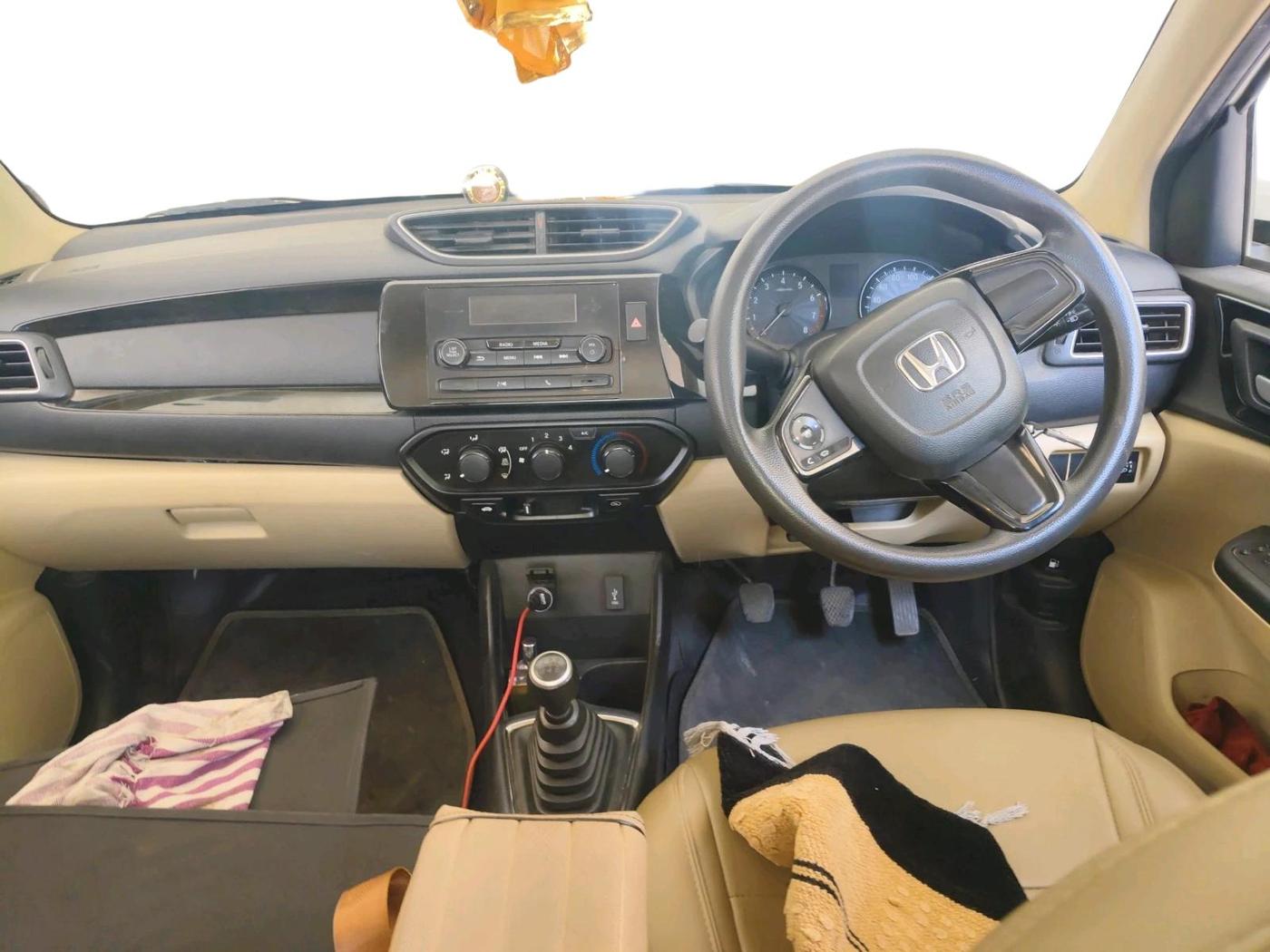 2020 Honda Amaze 1.2L I-VTEC S, Petrol, Manual, 73,374 km, interior