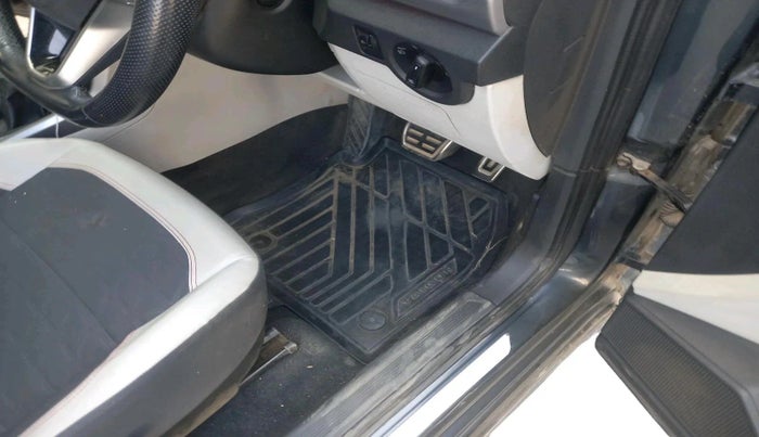 2022 Volkswagen TAIGUN GT PLUS 1.5 TSI DSG, Petrol, Automatic, 58,214 km, interior