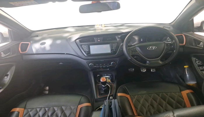 2016 Hyundai i20 Active 1.4 SX, Diesel, Manual, 1,65,900 km, interior