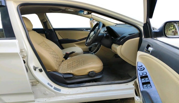 2014 Hyundai Verna FLUIDIC 1.6 CRDI SX OPT AT, Diesel, Automatic, 1,00,328 km, interior