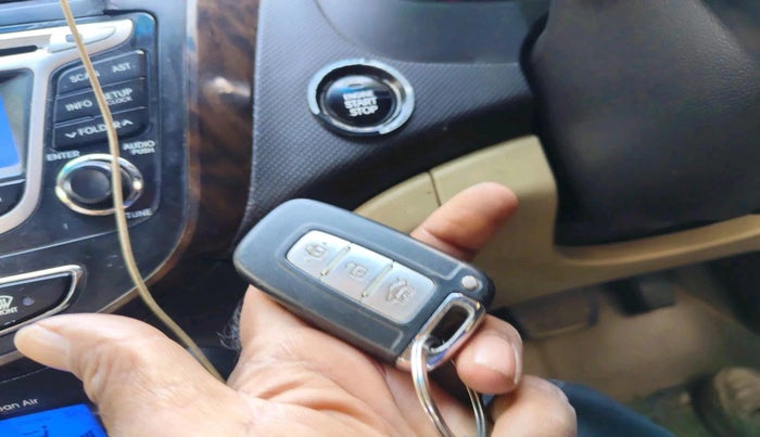 2014 Hyundai Verna FLUIDIC 1.6 CRDI SX OPT AT, Diesel, Automatic, 1,00,328 km, interior