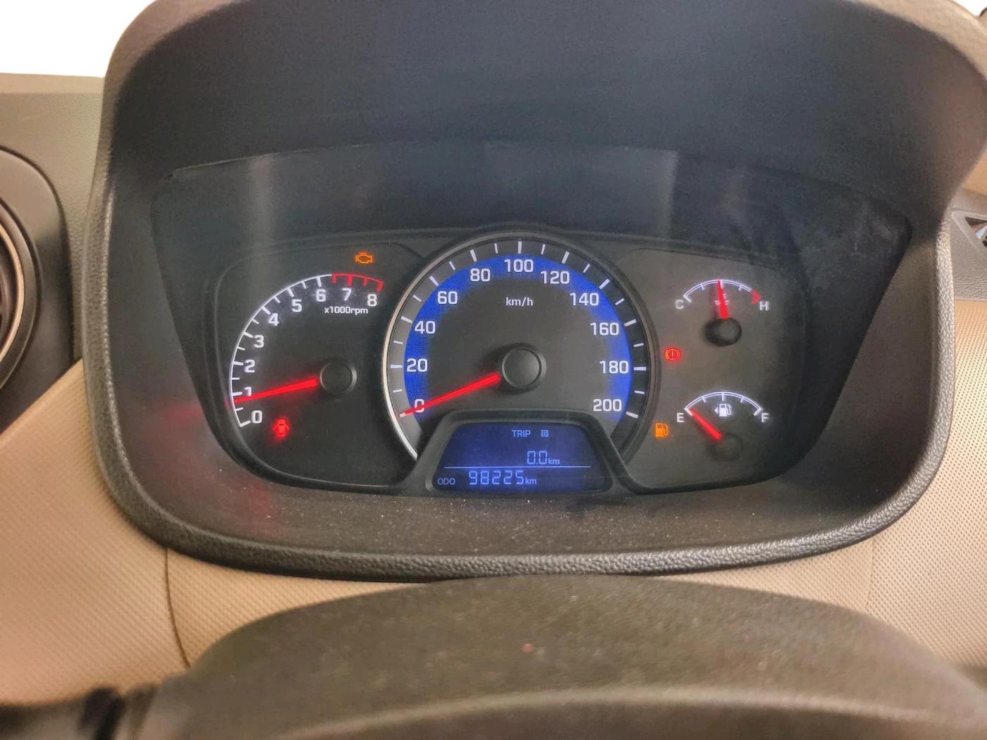 2016 Hyundai Xcent BASE 1.2, CNG, Manual, 98,226 km, interior