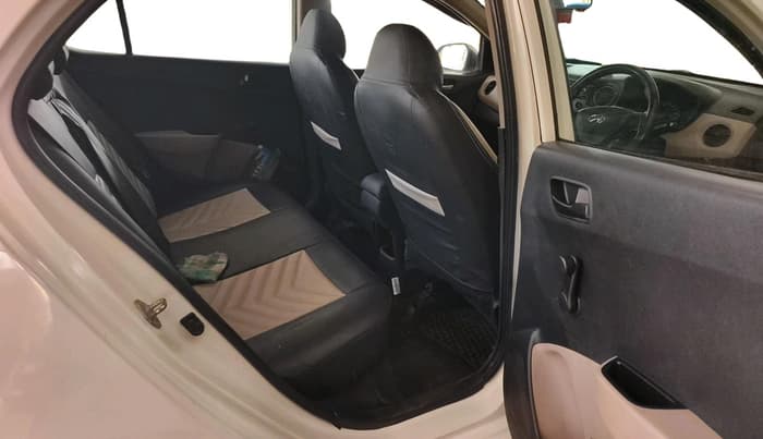 2016 Hyundai Xcent BASE 1.2, CNG, Manual, 98,225 km, interior
