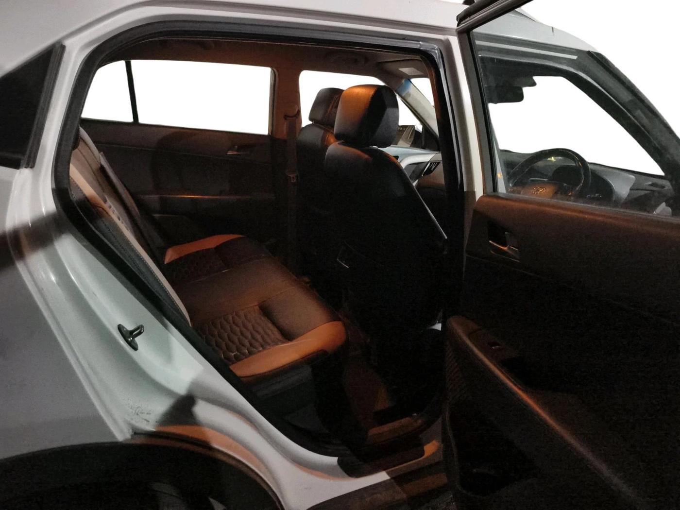 2017 Hyundai Creta SX (O) 1.6 DIESEL, Diesel, Manual, 83,868 km, interior