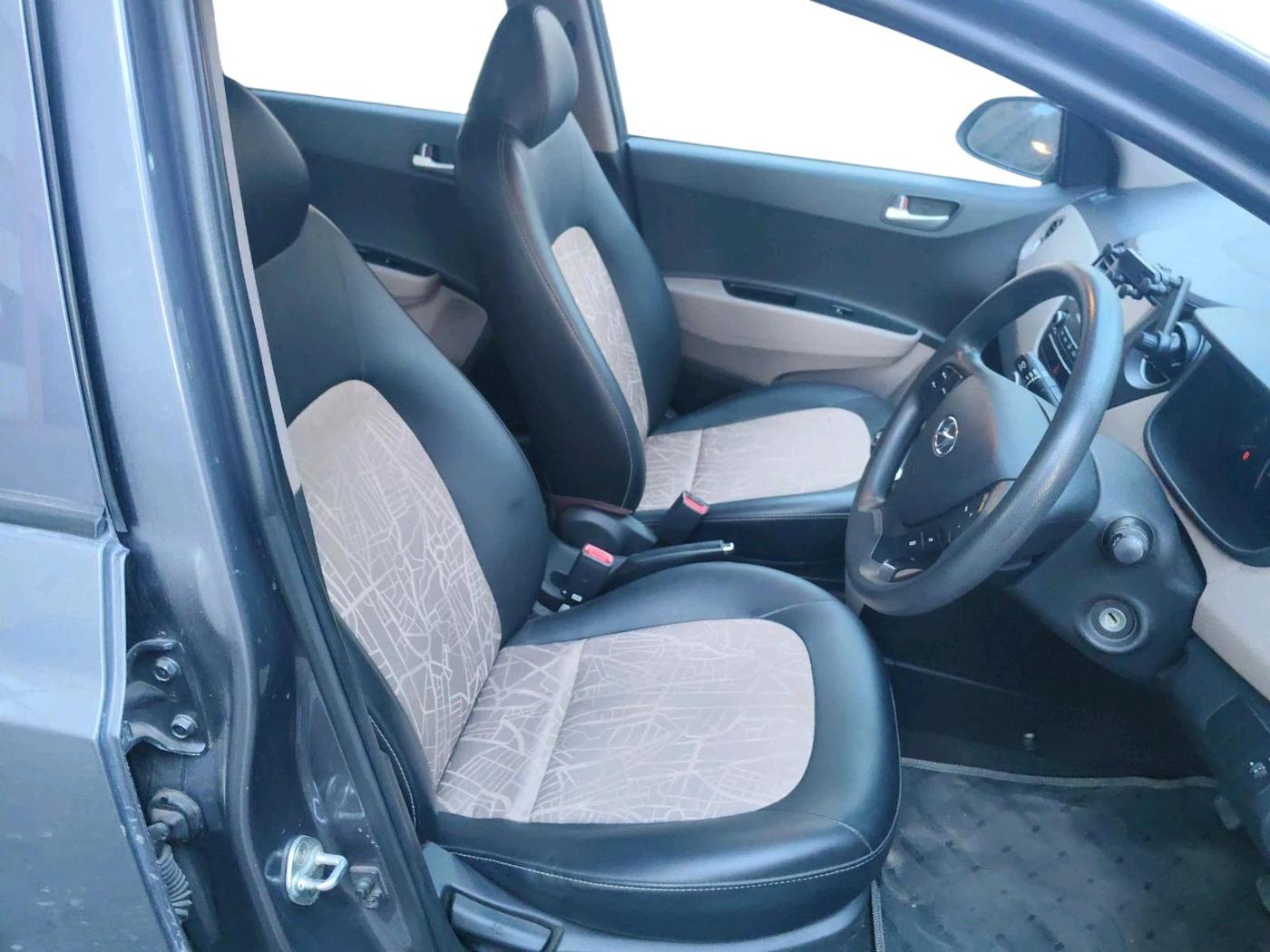 2018 Hyundai Grand i10 SPORTZ 1.2 KAPPA VTVT, Petrol, Manual, 80,452 km, interior