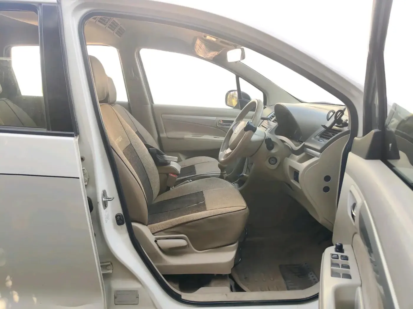 2012 Maruti Ertiga VDI, Diesel, Manual, 98,167 km, interior