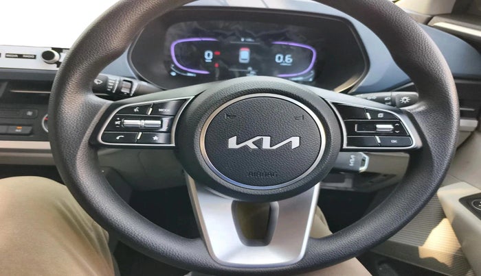 2026 KIA CARENS Premium (O) 1.5 Petrol 7 STR, CNG, Manual, 1,565 km, interior