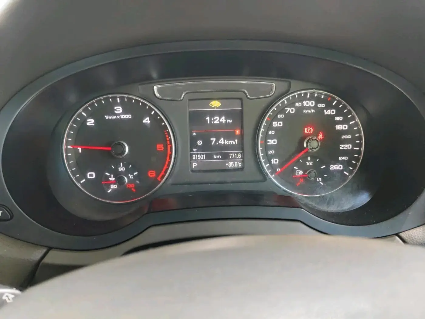 2014 Audi Q3 2.0 TDI, Diesel, Automatic, 92,011 km, interior