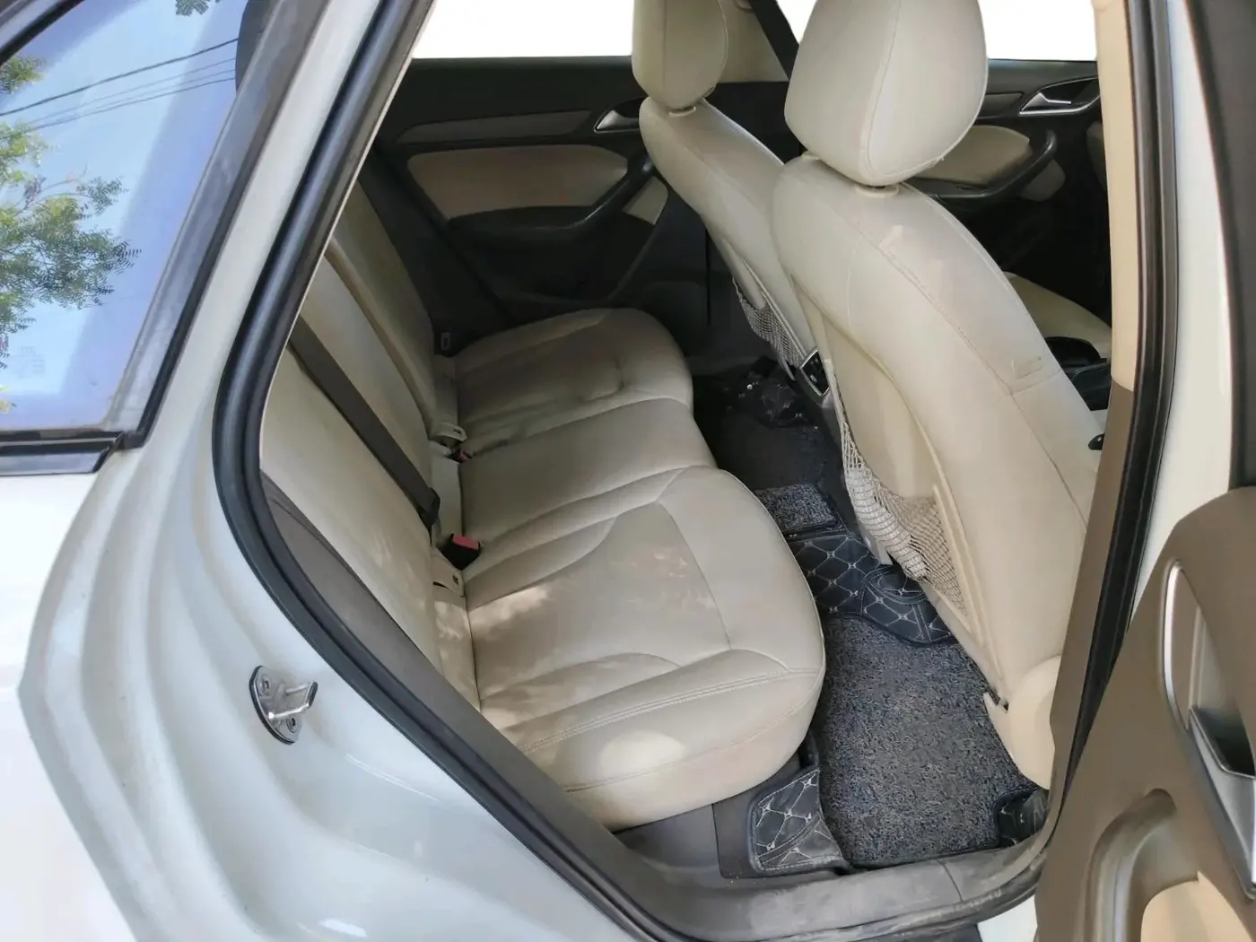 2014 Audi Q3 2.0 TDI, Diesel, Automatic, 92,011 km, interior