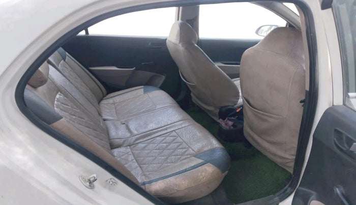 2014 Hyundai Xcent BASE 1.2, CNG, Manual, 3,18,440 km, interior