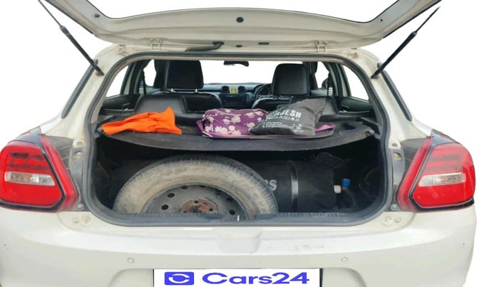 2020 Maruti Swift VXI, CNG, Manual, 59,430 km, exterior