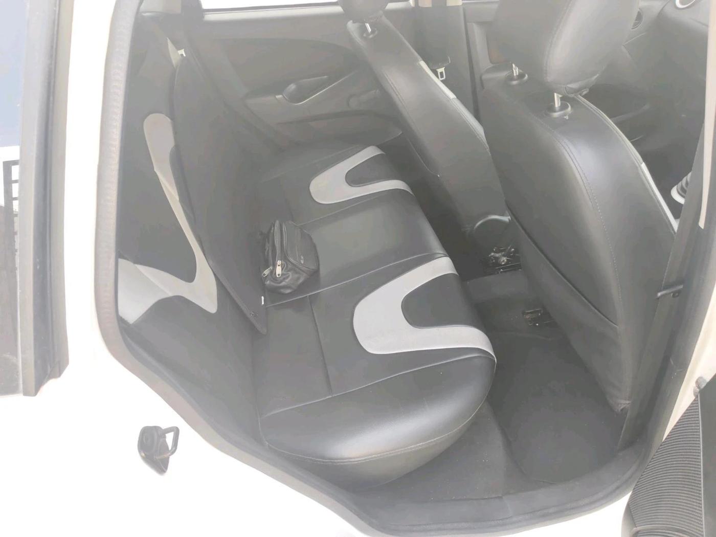 2012 Ford Figo EXI 1.2 PETROL, Petrol, Manual, 23,727 km, interior
