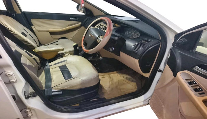 2014 Tata Indica Vista VX TECH QUADRAJET, Diesel, Manual, 1,87,374 km, interior