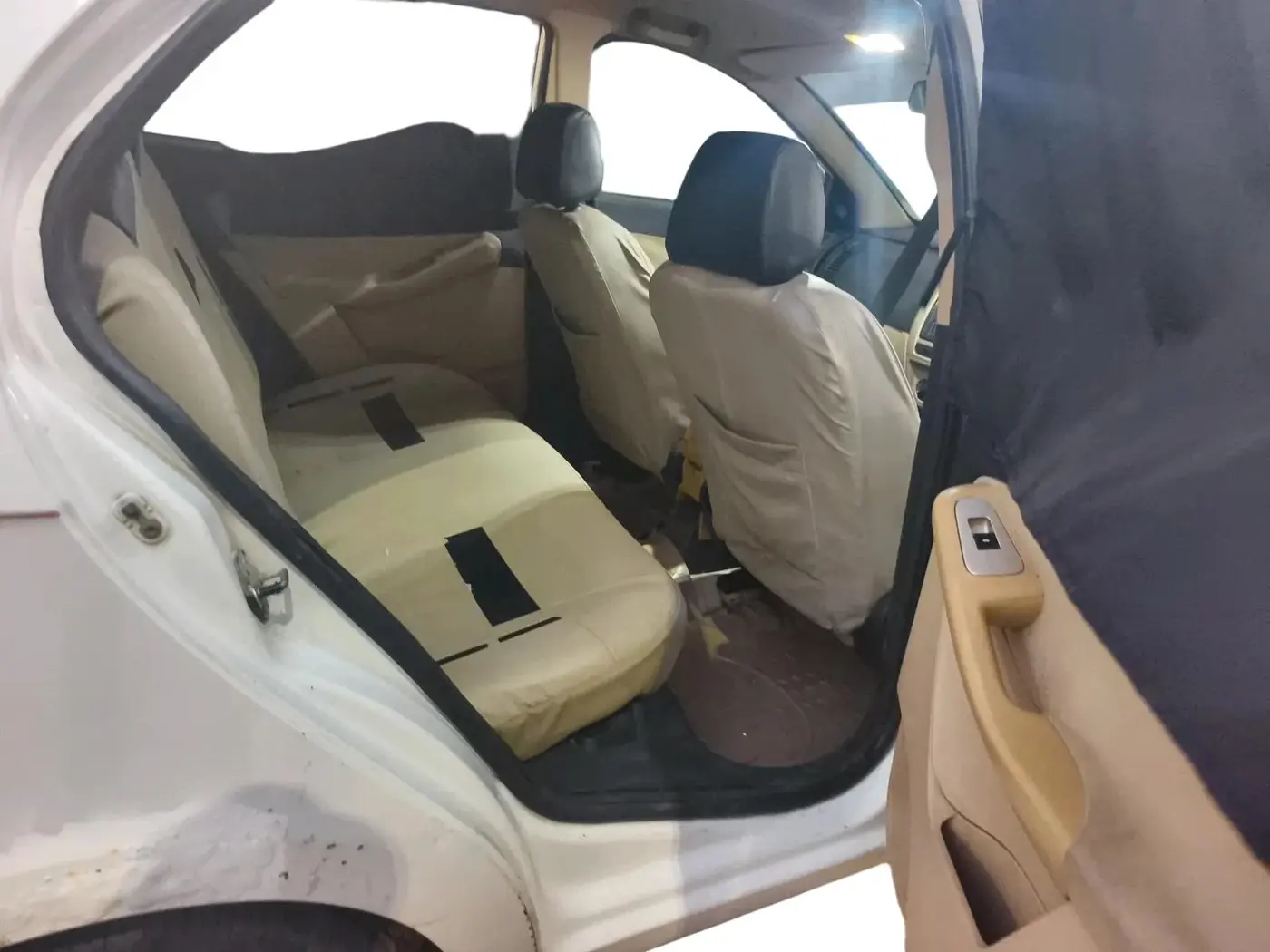 2014 Tata Indica Vista VX TECH QUADRAJET, Diesel, Manual, 1,87,374 km, interior
