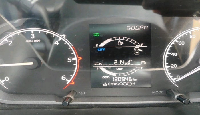 2020 Tata Harrier XT 2.0L KRYOTEC, Diesel, Manual, 1,20,946 km, interior