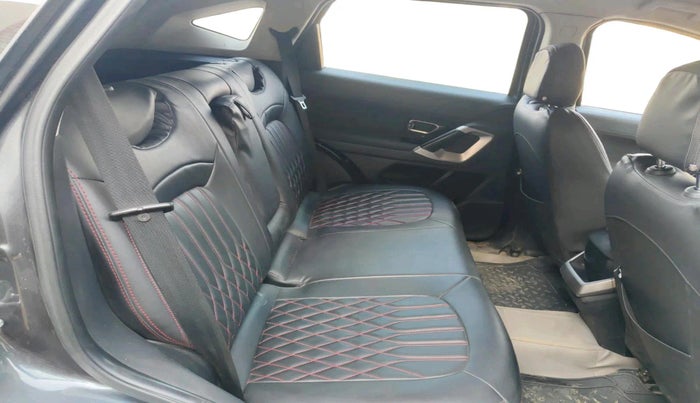 2020 Tata Harrier XT 2.0L KRYOTEC, Diesel, Manual, 1,20,946 km, interior