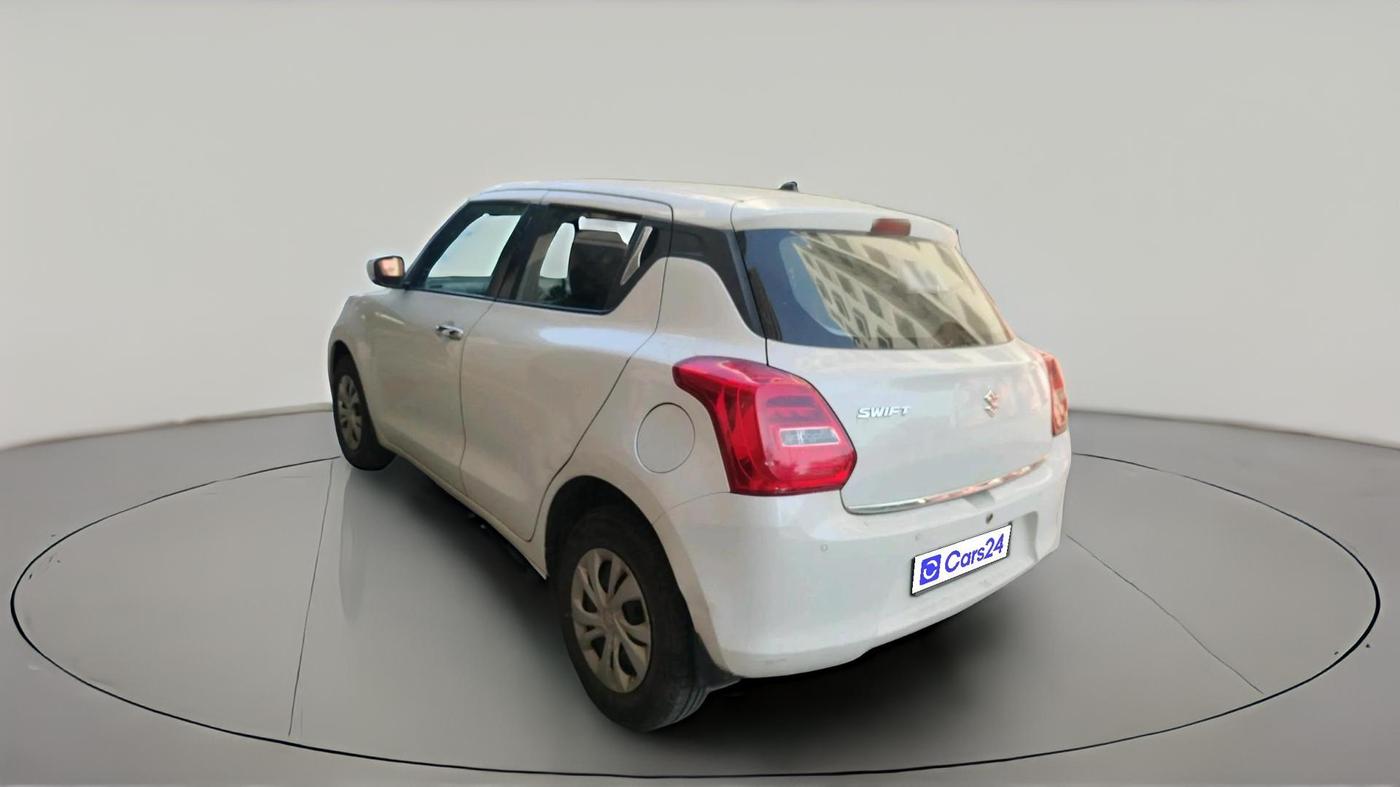 2018 Maruti Swift VXI, CNG, Manual, 88,391 km, exterior
