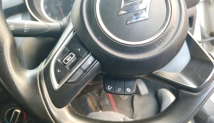 2018 Maruti Swift VXI, CNG, Manual, 88,391 km, interior