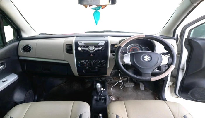 2016 Maruti Wagon R 1.0 VXI AMT, CNG, Automatic, 1,07,457 km, interior