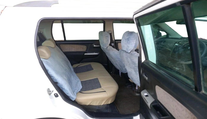2016 Maruti Wagon R 1.0 VXI AMT, CNG, Automatic, 1,07,457 km, interior