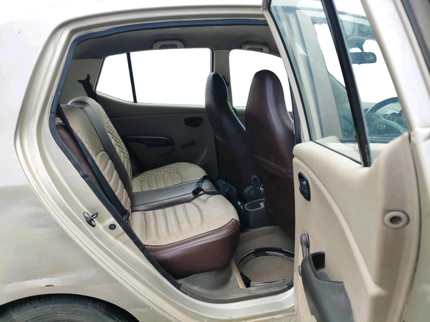 2011 Hyundai i10 ERA 1.1, CNG, Manual, 1,14,525 km, interior