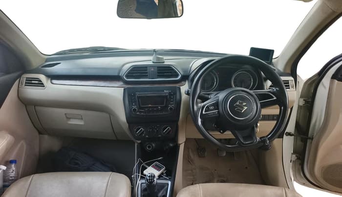 2017 Maruti Dzire VXI, CNG, Manual, 1,38,227 km, interior